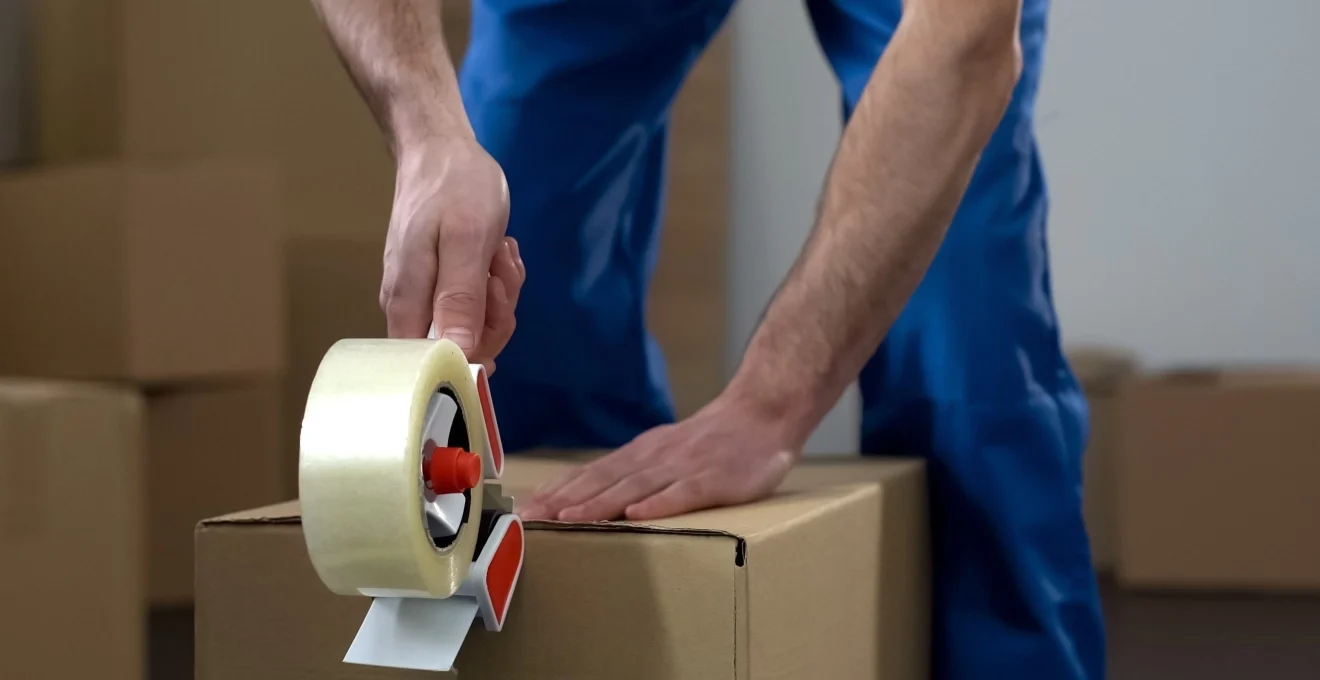 faut-il-prevenir-la-mairie-ou-les-services-publics-avant-un-demenagement-d-entreprise-dans-une-region